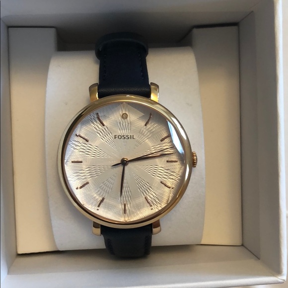 Fossil watch! Brand new, unused!!! - Picture 3 of 4